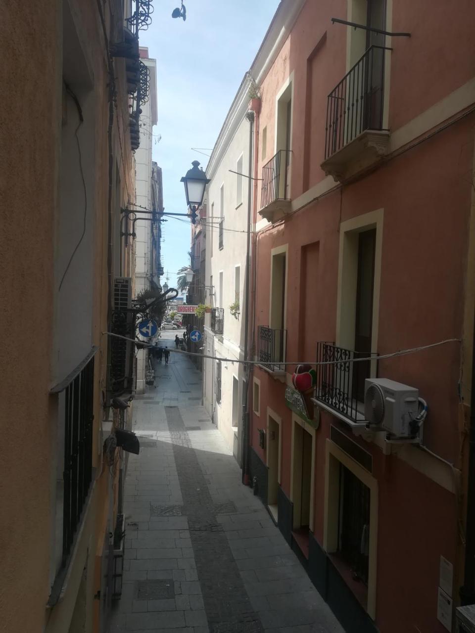 Alojamento de Acomodação e Pequeno-almoço B.house Cagliari
